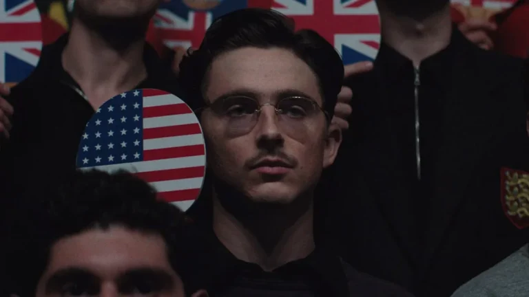 Timothée Chalamet como Marty Supreme em 'Marty Supreme'