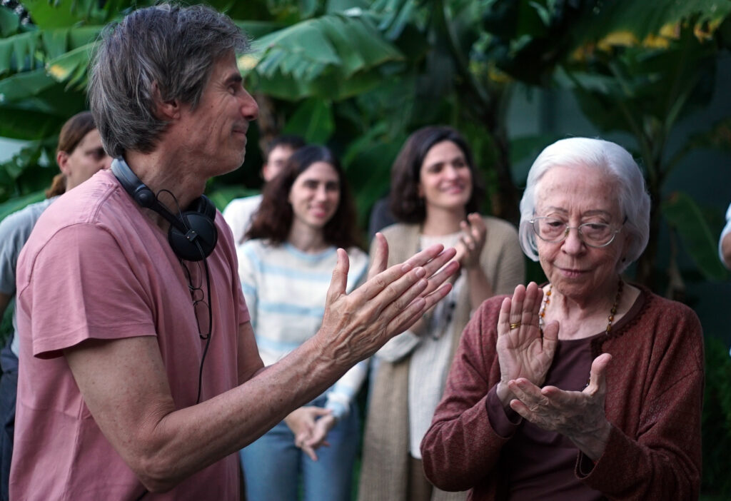 Walter Salles e Fernanda Montenegro no set de 'Ainda Estou Aqui'