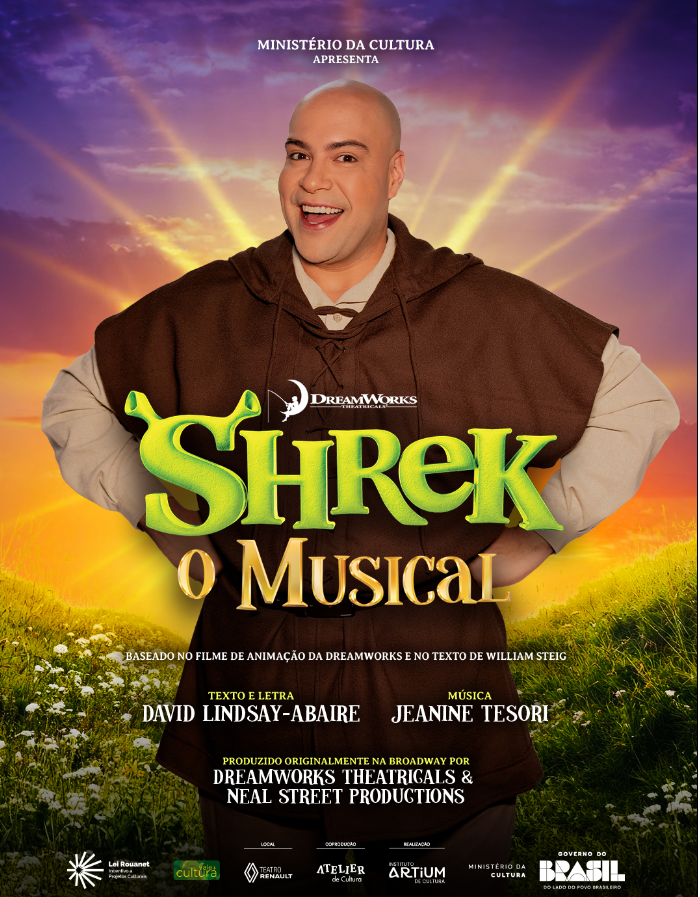 Tiago Abravanel como Shrek em "Shrek - O Musical"